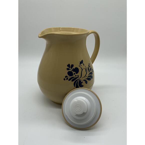 Vntg Pfaltzgraff Melamine Insulated Carafe Folk Art Blue Bird Cottage Core Read - Picture 6 of 9